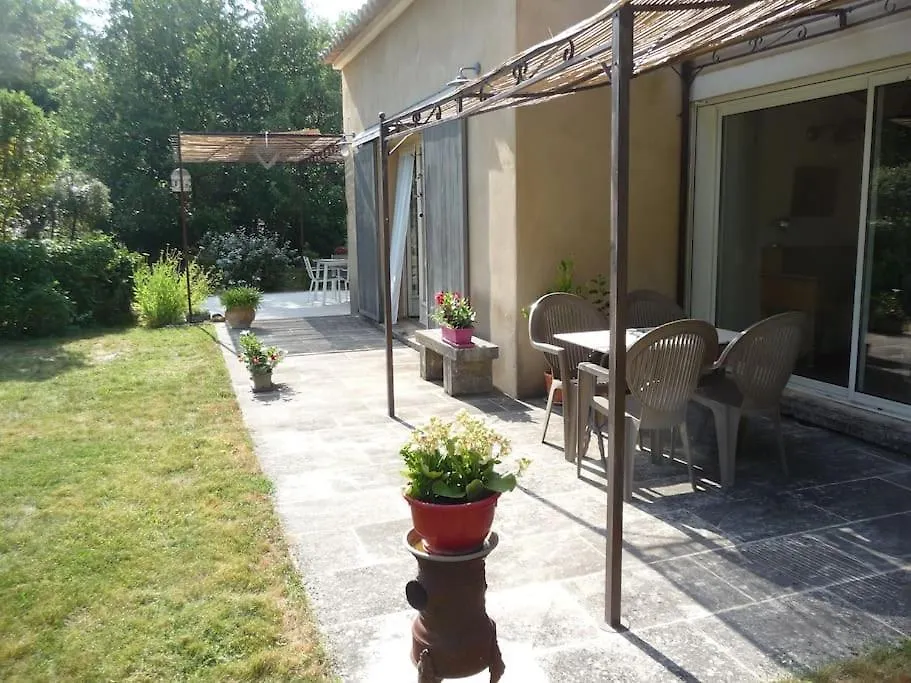 Maison Avec Piscine Dans Le Luberon Menerbes 0*,